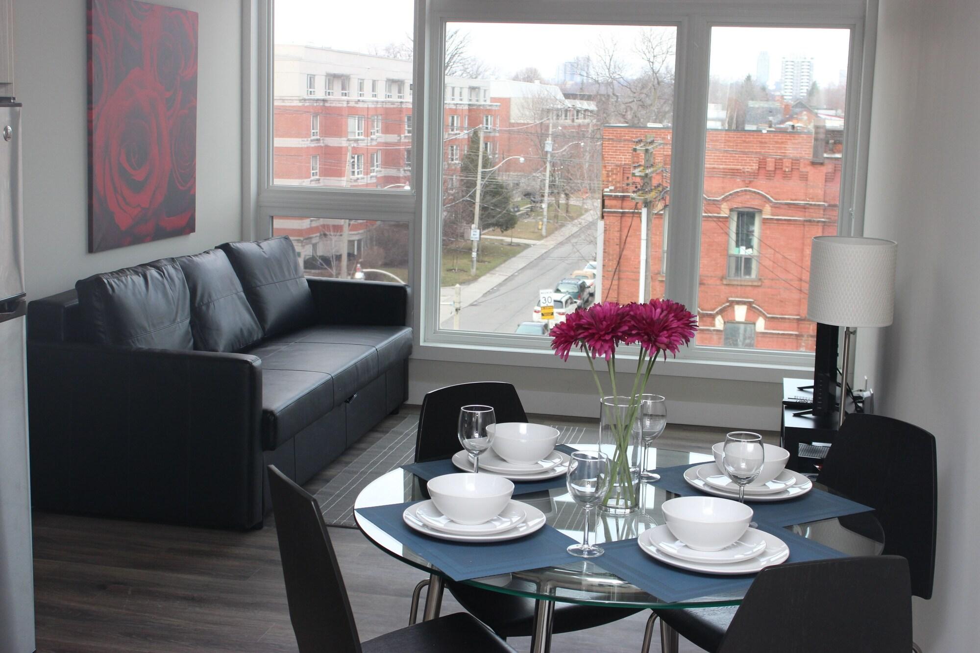 Atlas Suites- Furnished Apartments-College Street, Toronto Eksteriør billede