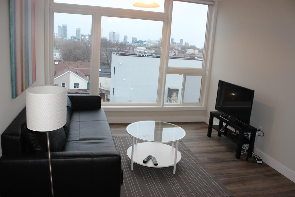 Atlas Suites- Furnished Apartments-College Street, Toronto Eksteriør billede
