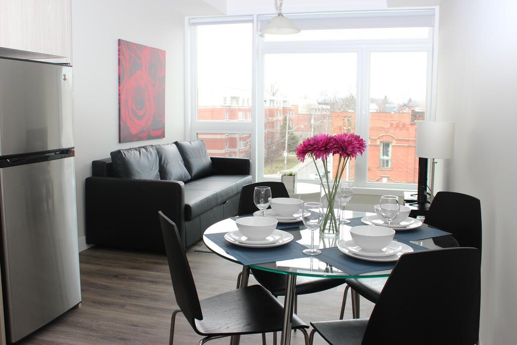 Atlas Suites- Furnished Apartments-College Street, Toronto Eksteriør billede