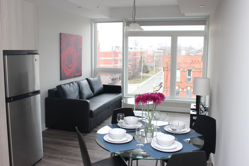 Atlas Suites- Furnished Apartments-College Street, Toronto Eksteriør billede