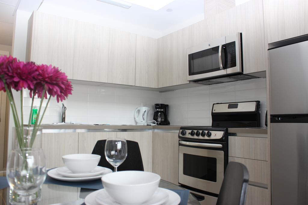 Atlas Suites- Furnished Apartments-College Street, Toronto Eksteriør billede